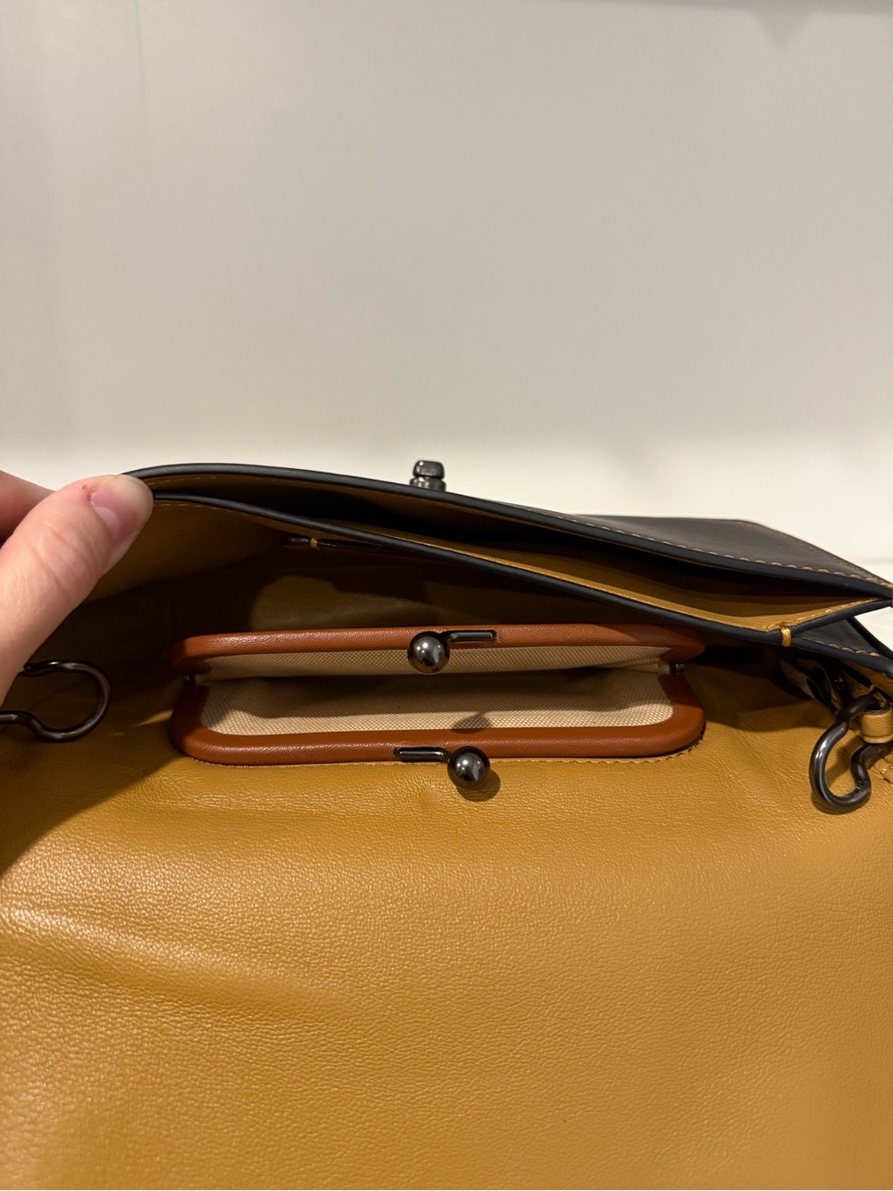 Coach 1941 Dinky 37296
